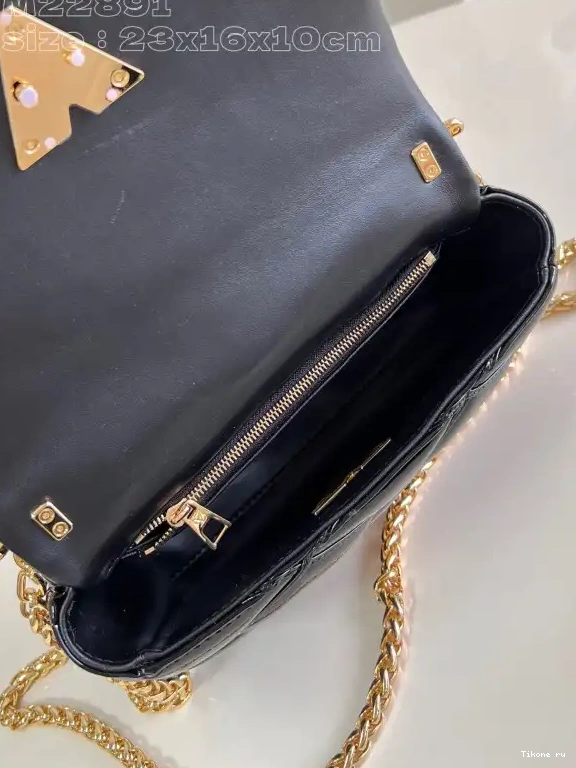 Cheap Pico LOUIS VUITTON GO-14-23*16*10CM 0613